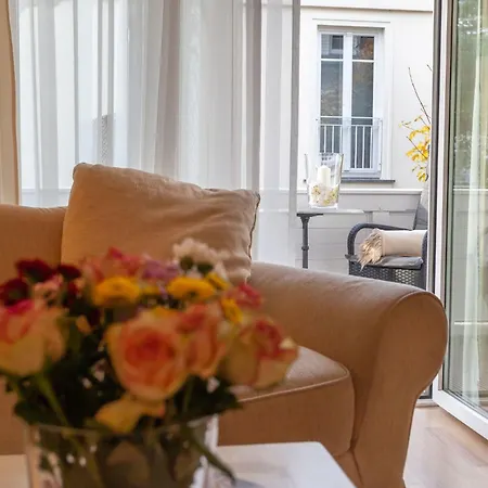 Villa Granitz, Ostseebad Sellin, Insel Ruegen, Gemuetliche 38 Quadratmeter Gross, Bietet Die Lieblingsplatz In Der Villa Granitz Zwei Personen Alle Annehmlichkeiten Fuer Unbeschwerte Urlaubstage *