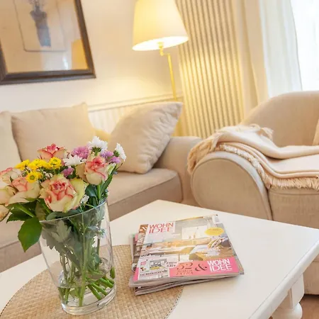 Villa Granitz, Ostseebad Sellin, Insel Ruegen, Gemuetliche 38 Quadratmeter Gross, Bietet Die Lieblingsplatz In Der Villa Granitz Zwei Personen Alle Annehmlichkeiten Fuer Unbeschwerte Urlaubstage Apartmán *